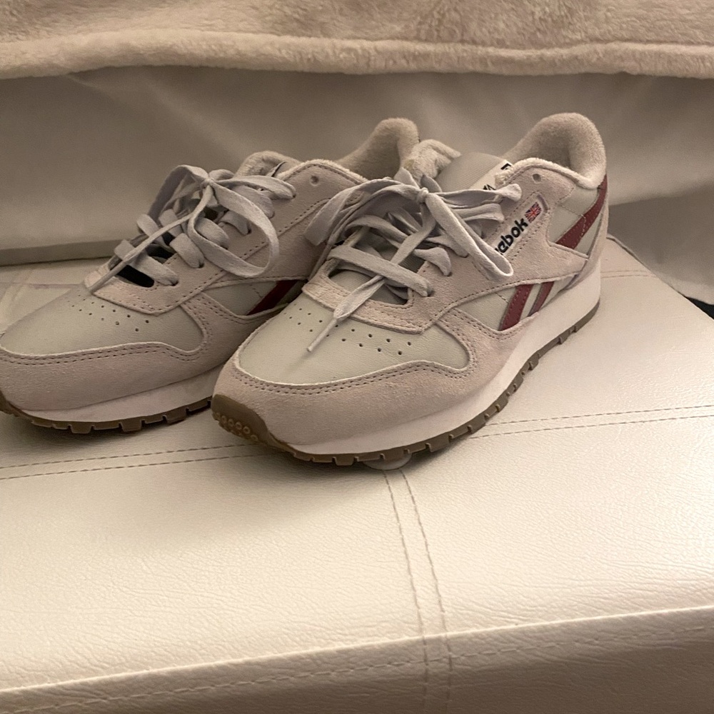 REEBOK